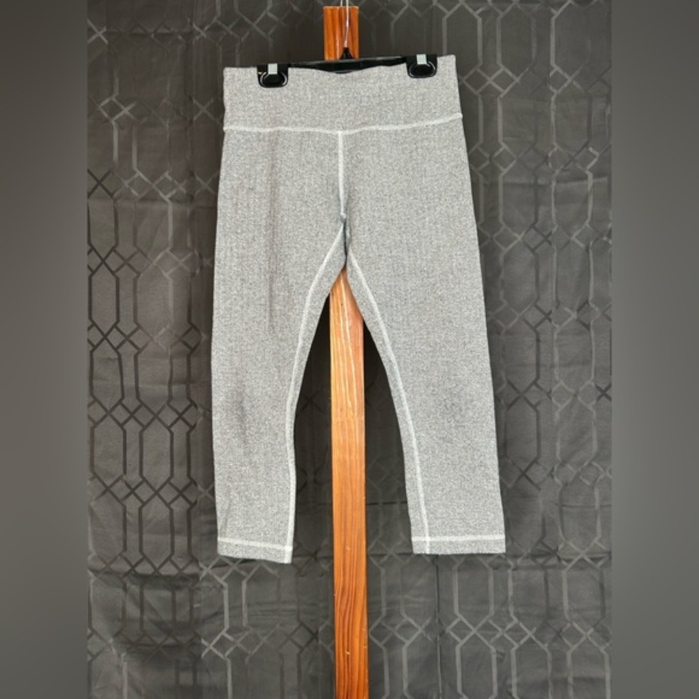 lululemon athletica Gray Capris